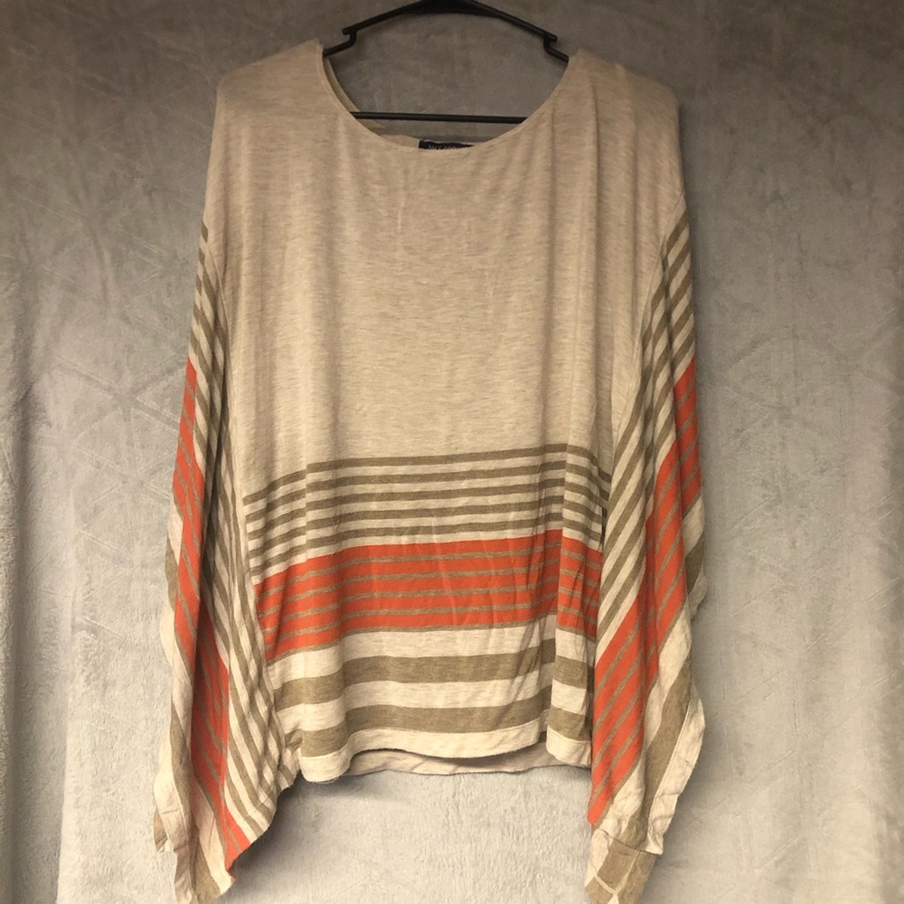 Flutter sleeve top small